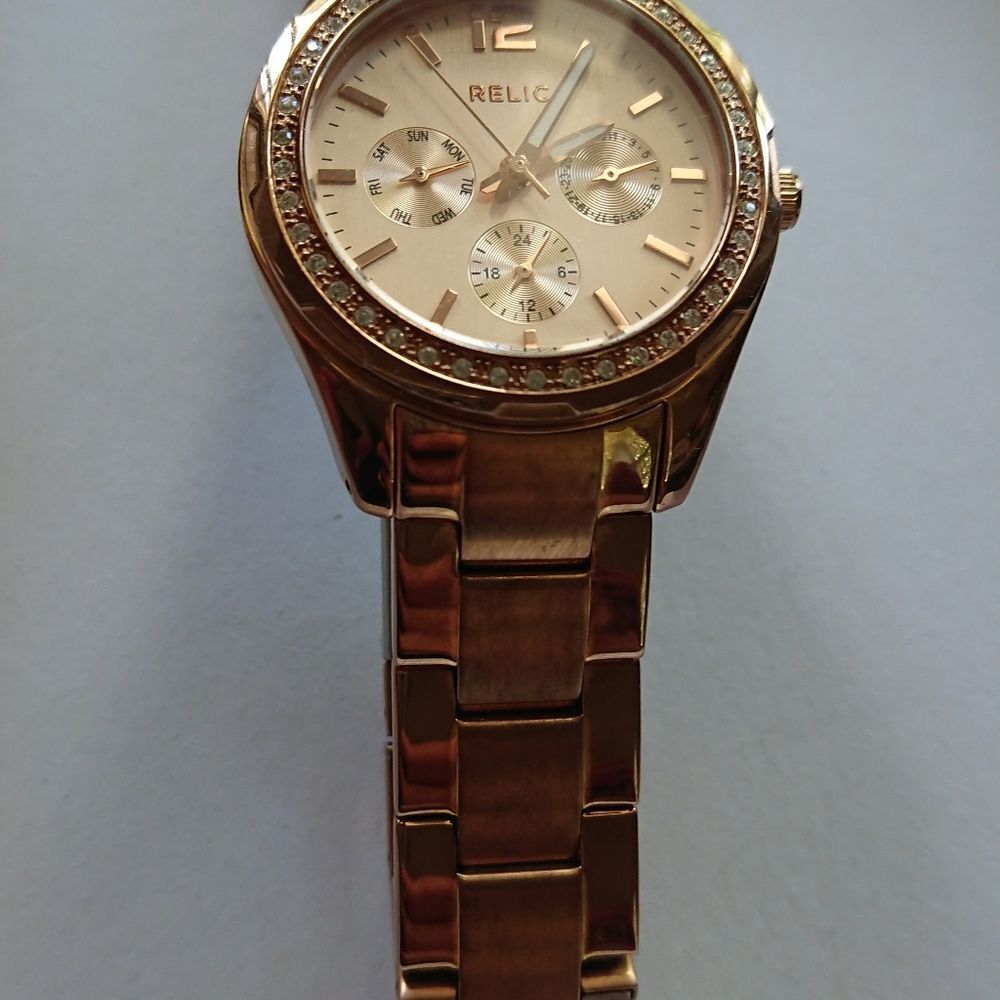 Fossil Relic Rose Gold Tone Watch - image 6